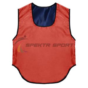 Купить Манишка футбольная двусторонняя Spektr Sport красно-синяя р. 36-40 в Артёме 